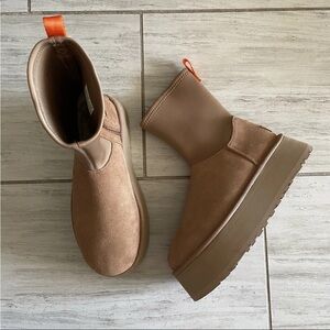 NEW UGG Classic Dipper Boot - Chestnut Color Size 9